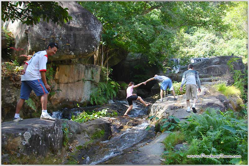 น้ำตกห้วยยาง น้ำตกห้วยยาง