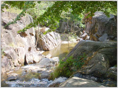 น้ำตกห้วยยาง น้ำตกห้วยยาง