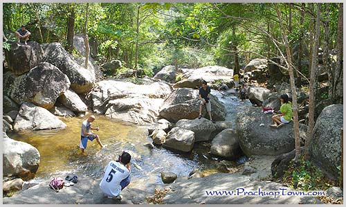 น้ำตกห้วยยาง น้ำตกห้วยยาง