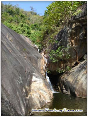 น้ำตกห้วยยาง น้ำตกห้วยยาง